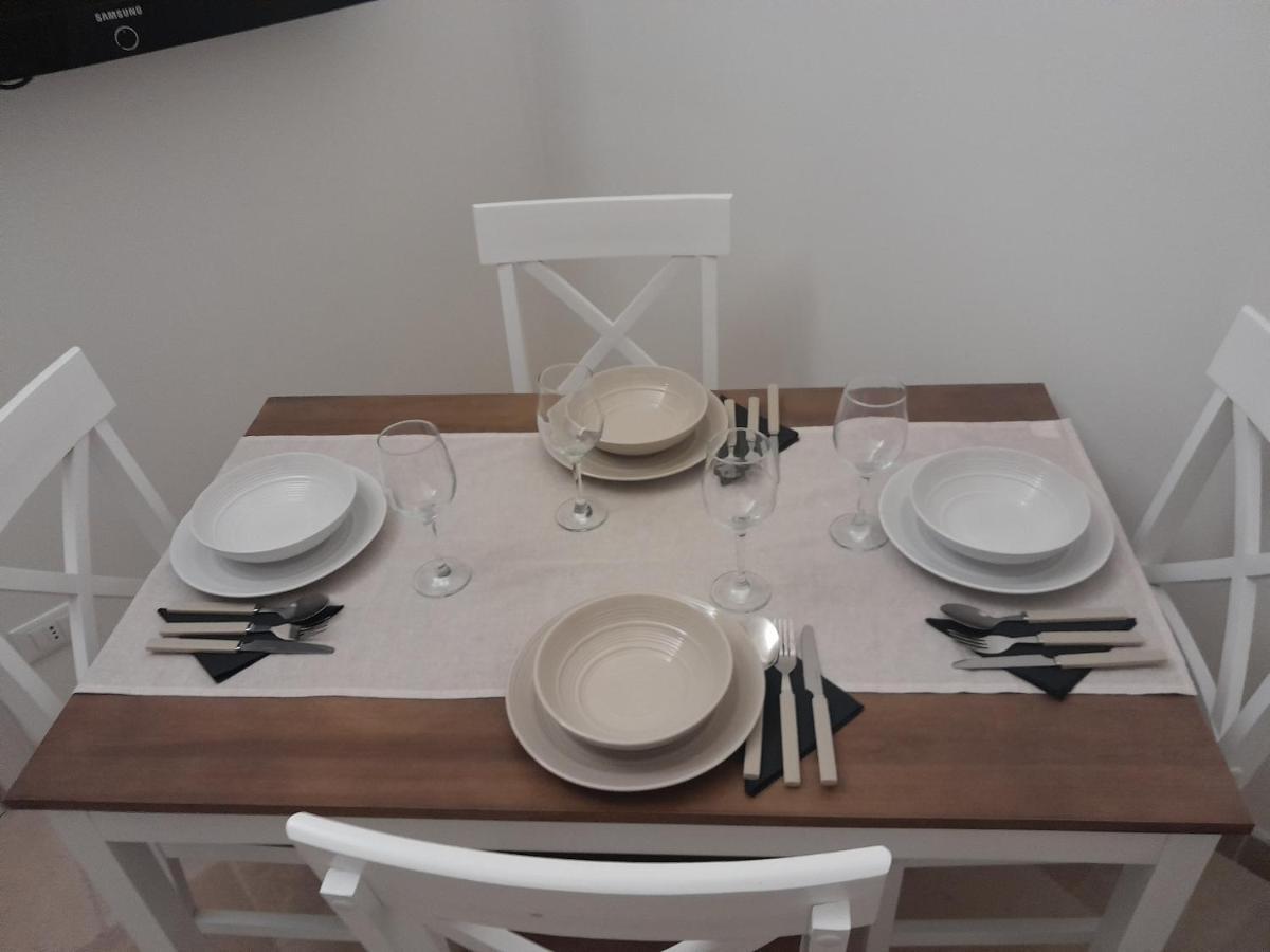 Apartment 800 *